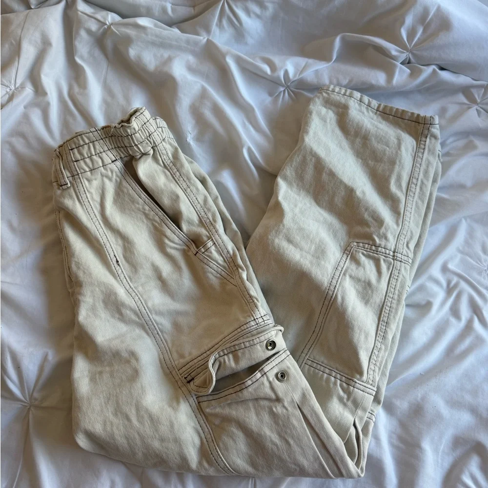 Urban Outfitters Cream Cargo Fit Pants - Picture 3 of 4
